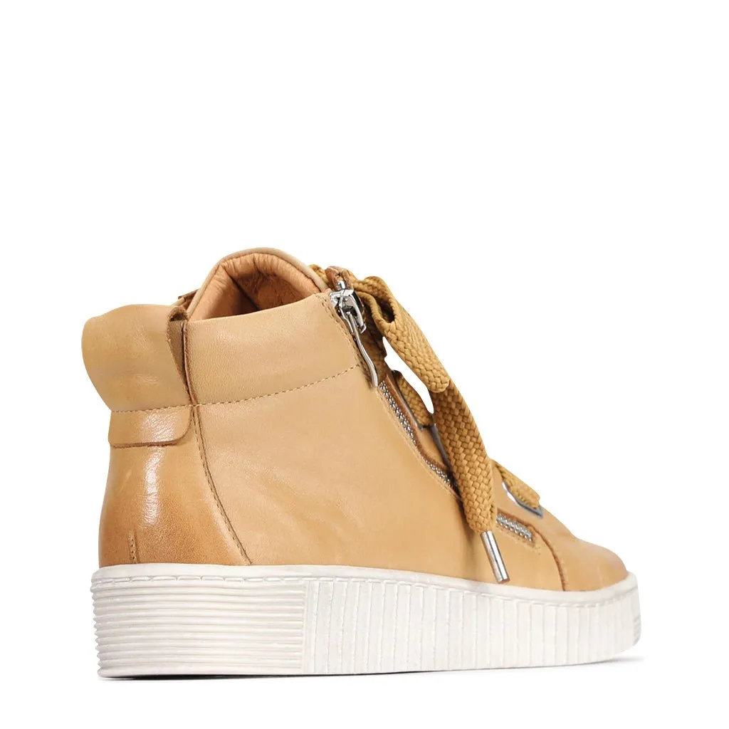 JOYOUS ARCHIVE LEATHER ZIP SNEAKER