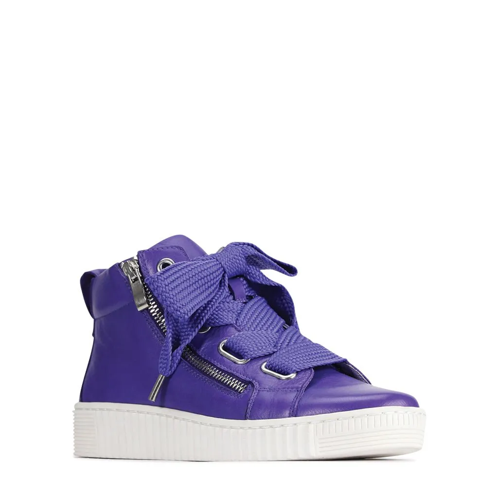 JOYOUS ARCHIVE LEATHER ZIP SNEAKER