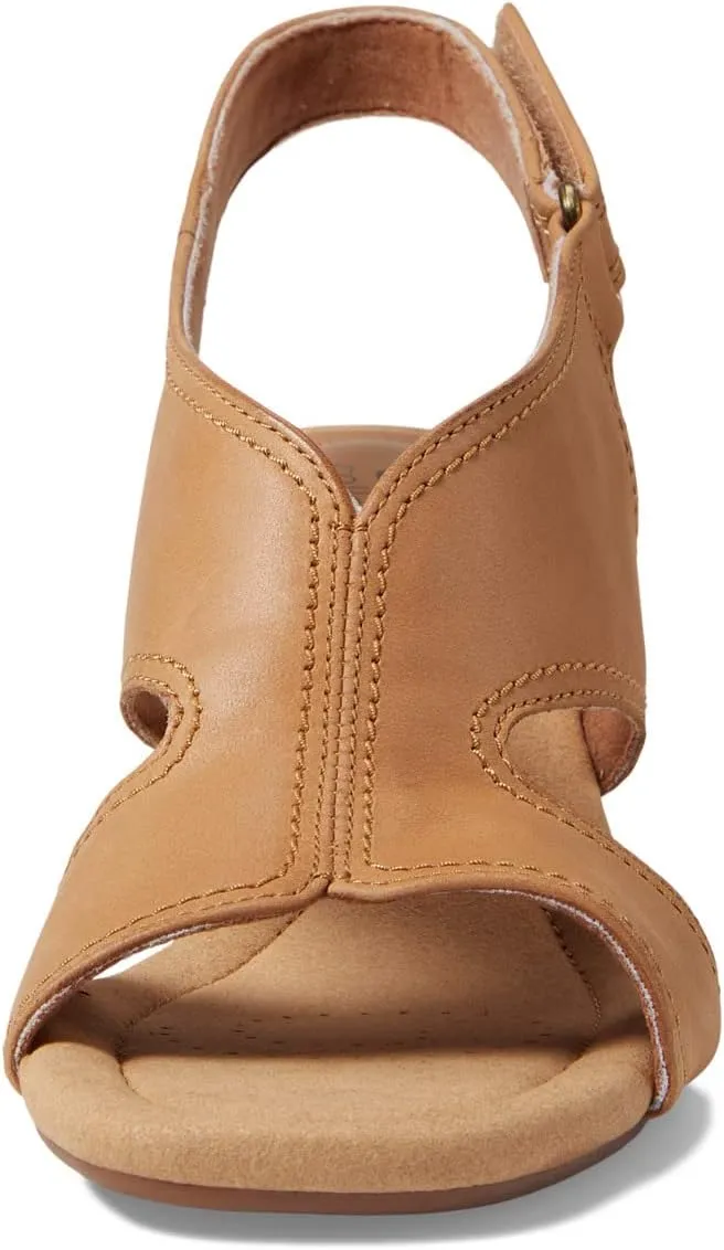 Kyarra Aster Clarks Sandals, Light Tan Leather