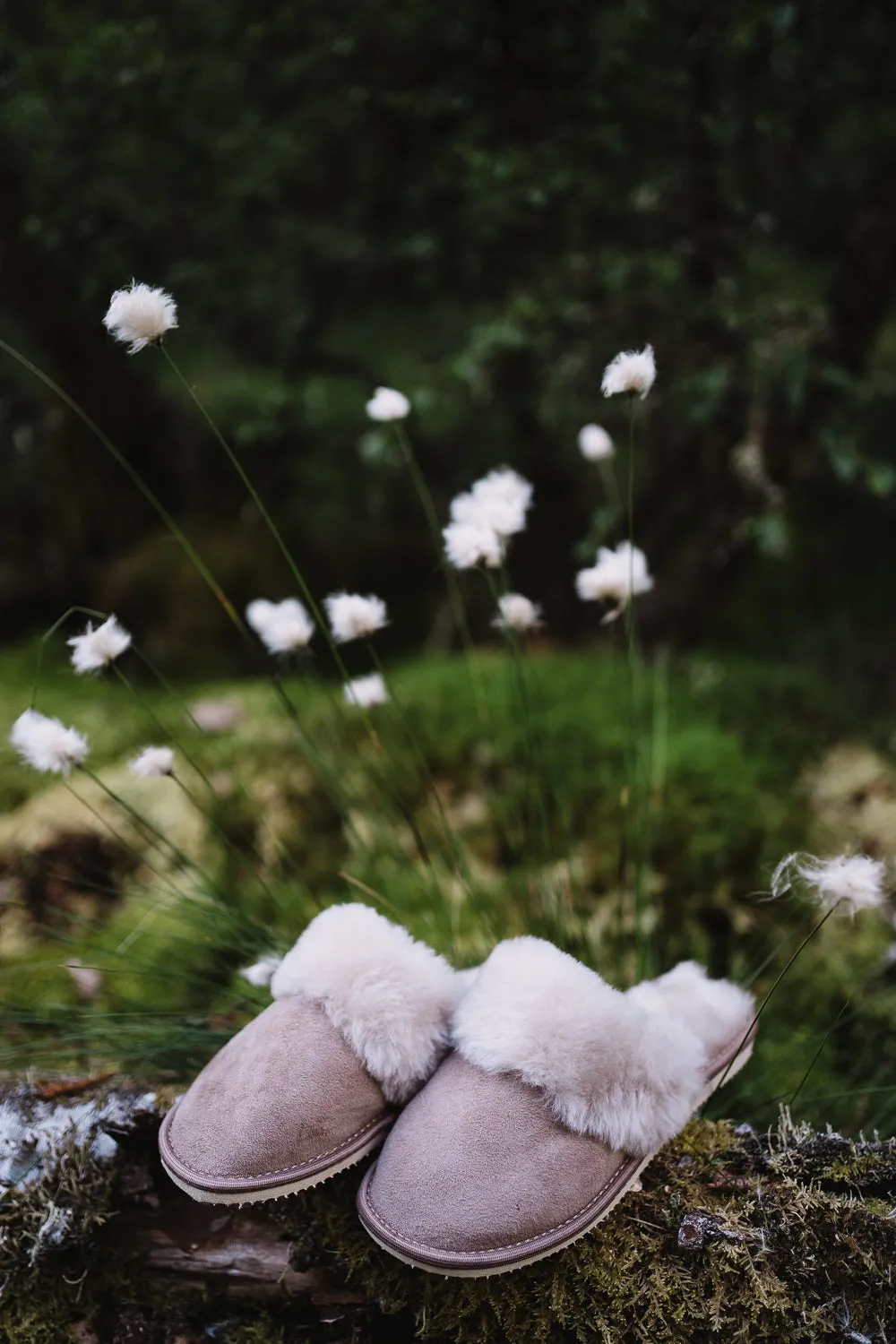 Sheepskin slip-on slippers Beige