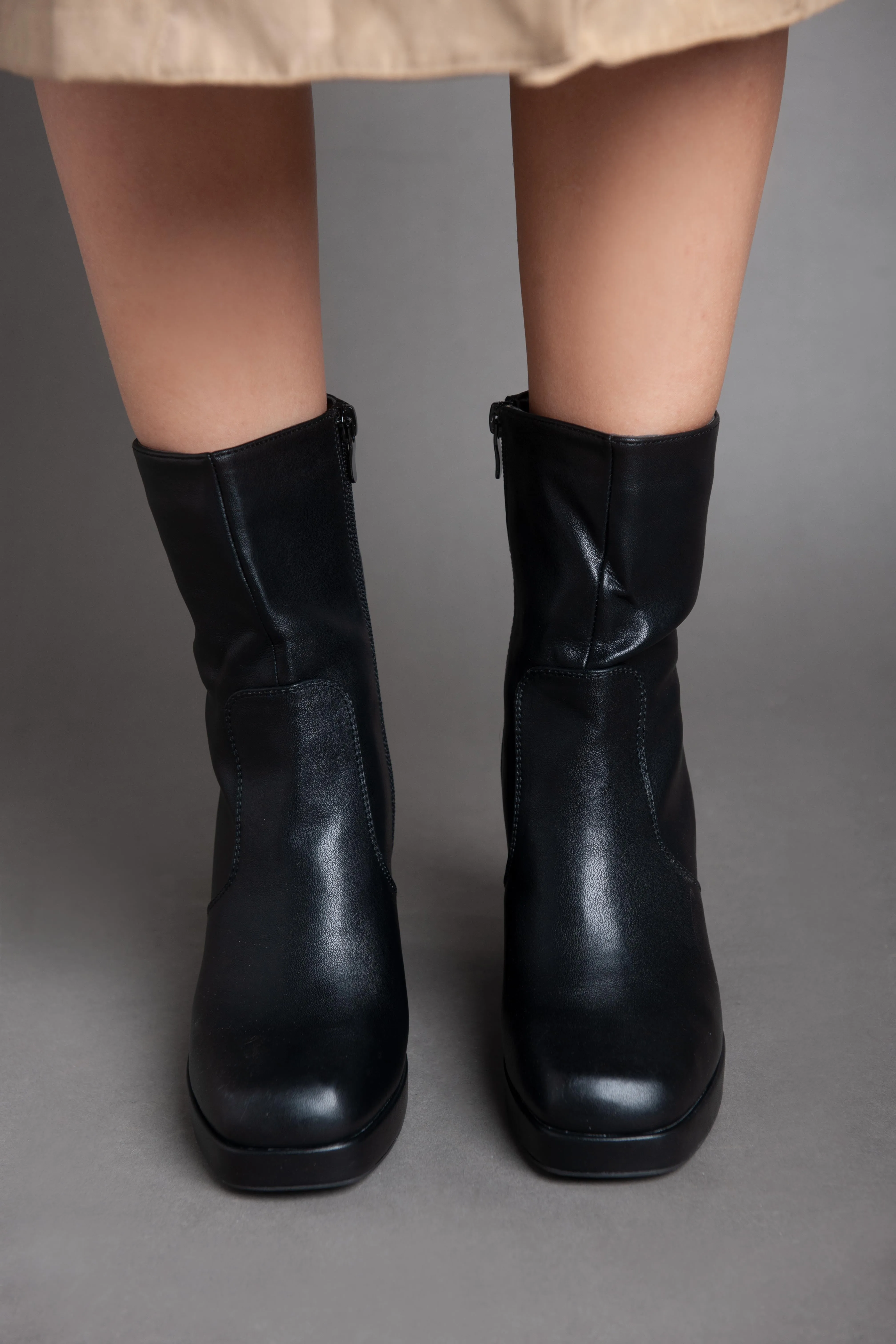 Squared Heeled Half Boot - Black