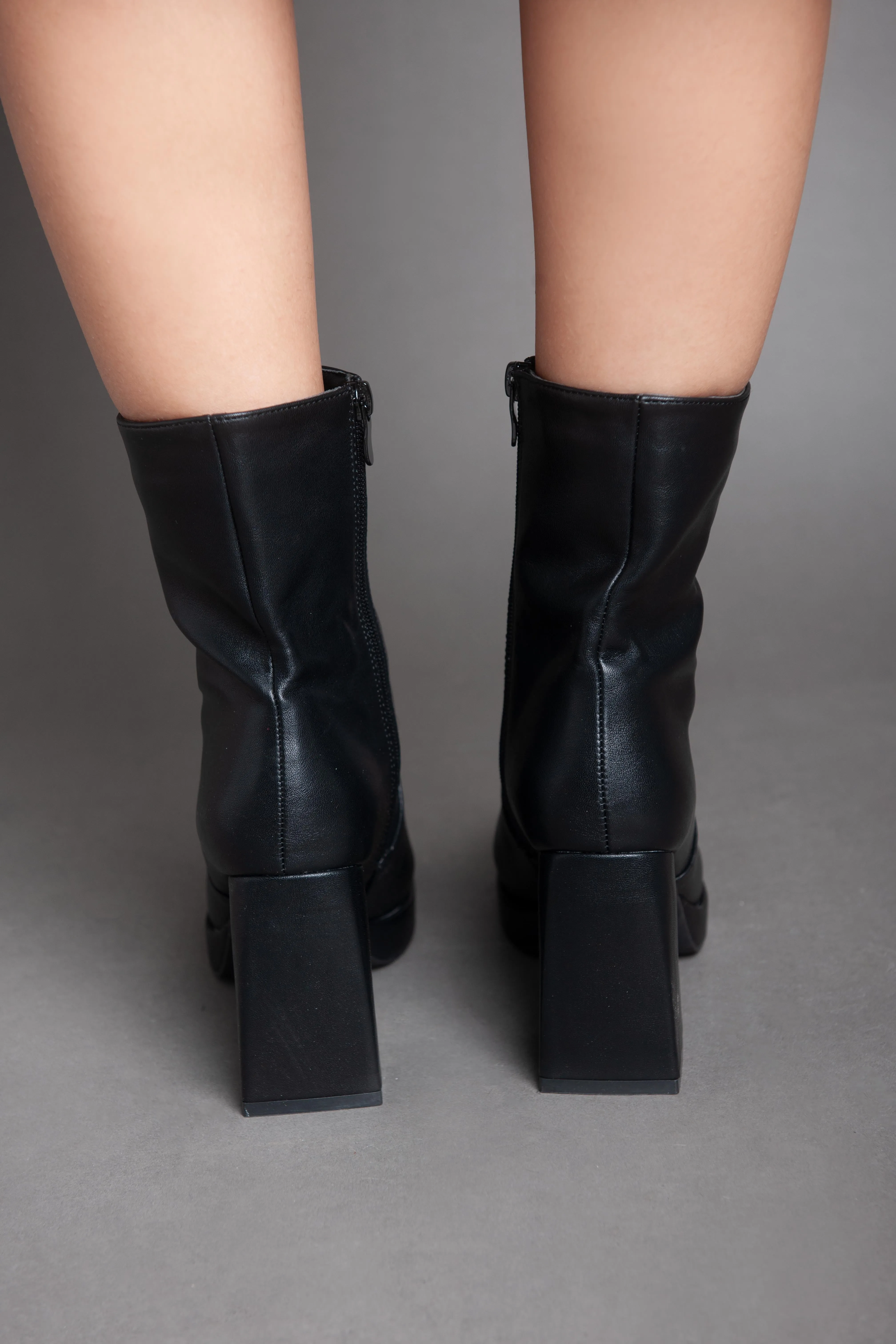 Squared Heeled Half Boot - Black