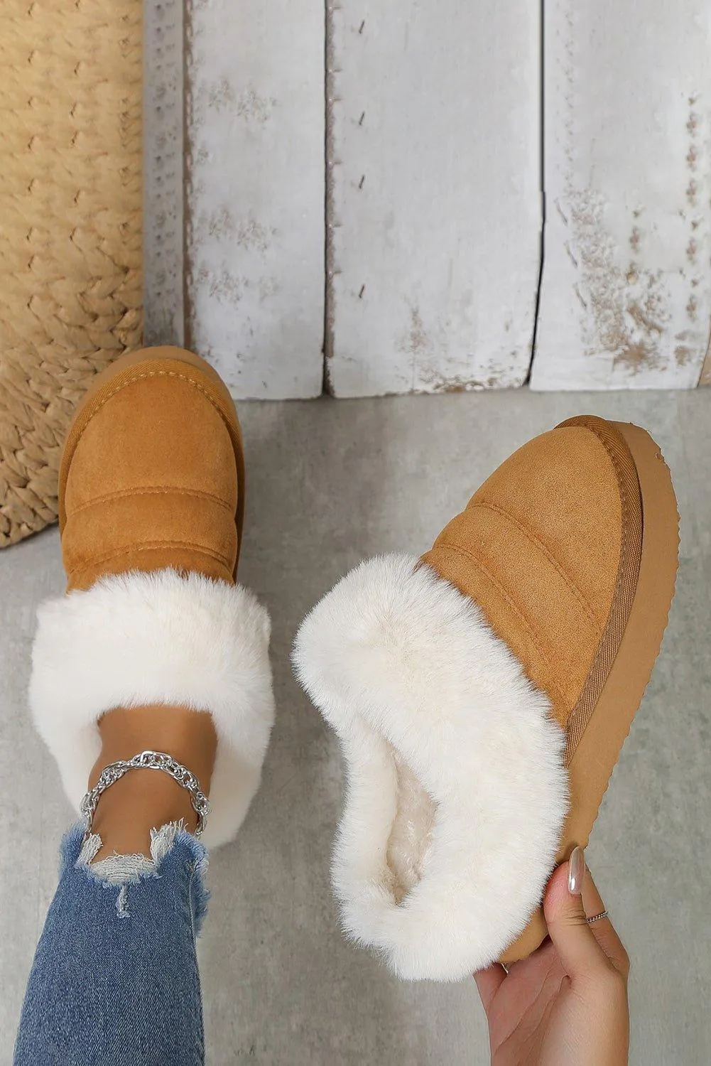 Susie Thick Plush Suede Slippers