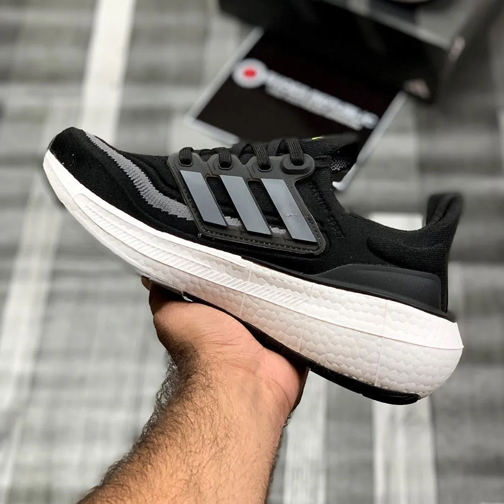 UB LightBoost (Black White)