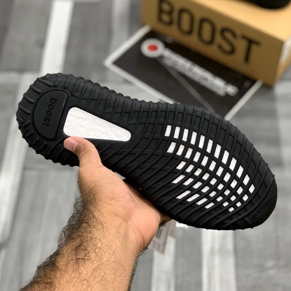 Yeeezzyy 350 v2 (Triple Black) 1:1 UA batch